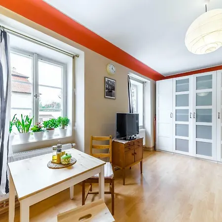 Апартаменты Cosy And Spacious Kampa Прага